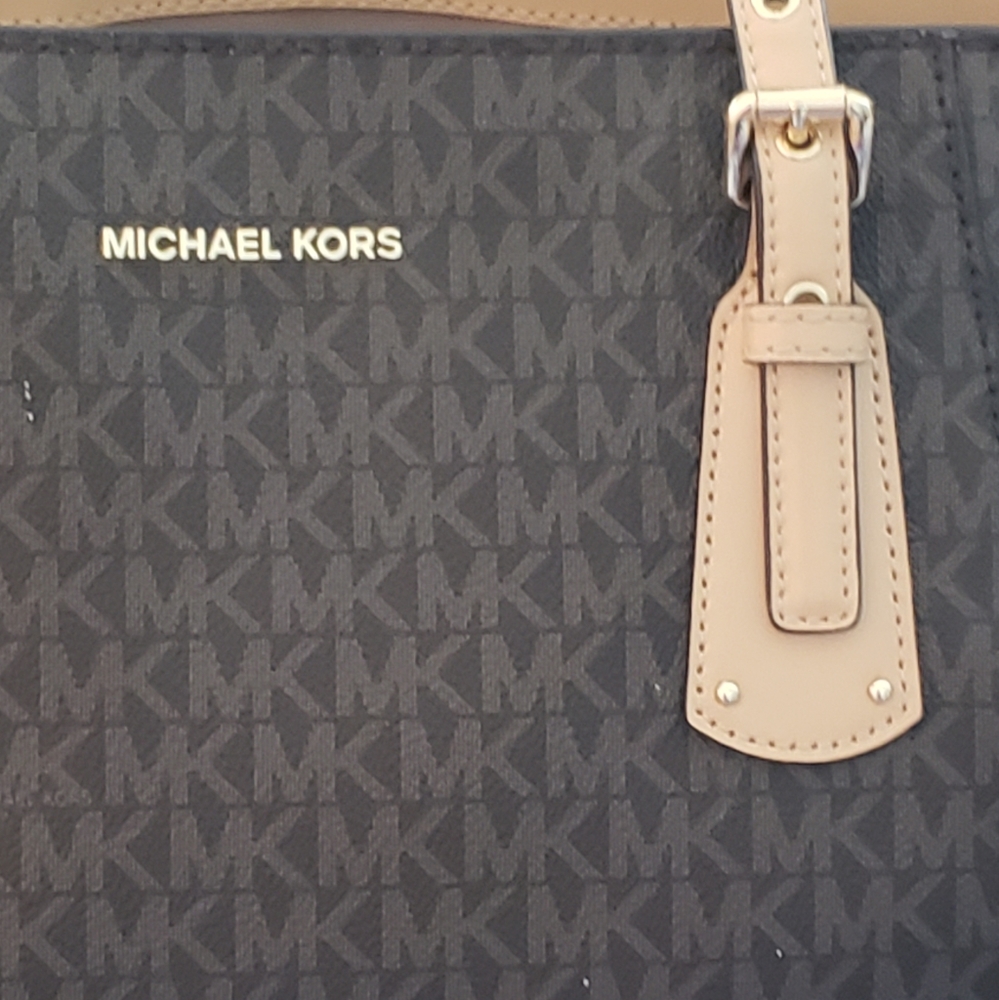 Purse - Picture 7 of 13